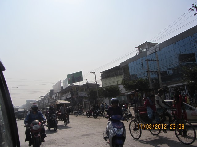 City Roads - Nepal - 11-8-2012